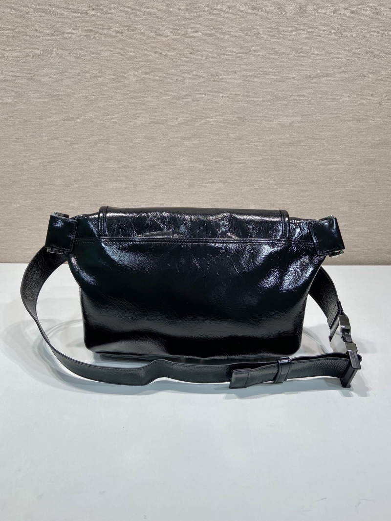 Pra*a waist chest packs